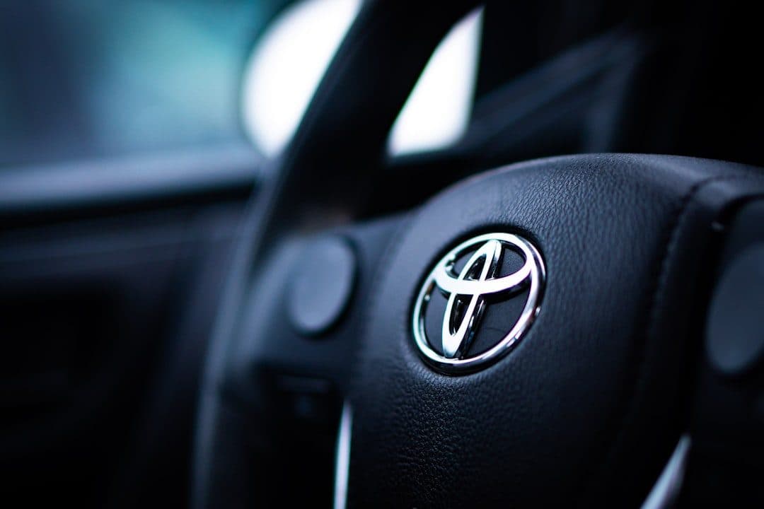 Redmond Residents, Buckle Up! Why Auto Insurance from Absolute Insurance Solutions is Your Best Ride
