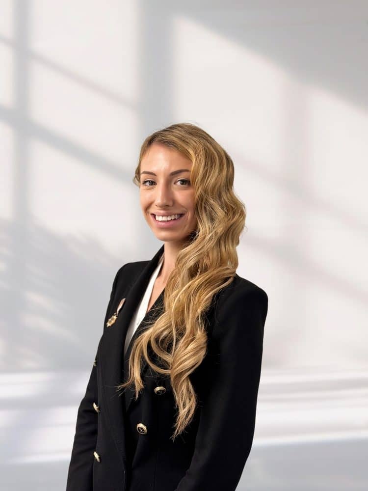 Nicole, Team Assistant at Absolute Insurance Solutions in Kirkland, WA